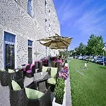 City Hotel Hotel