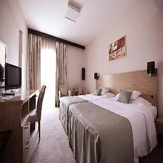Hotel City Hotel