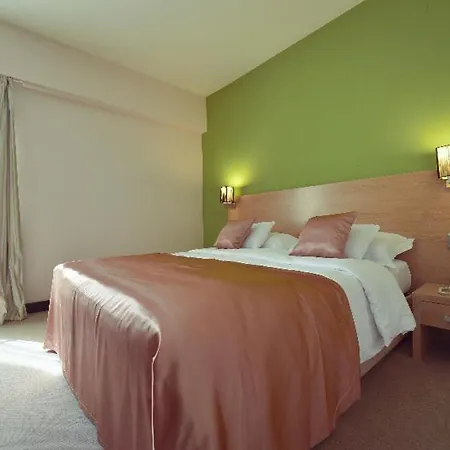Hotel City Hotel 4*