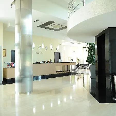 City Hotel 4*