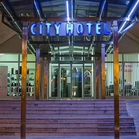 Hotel City Hotel