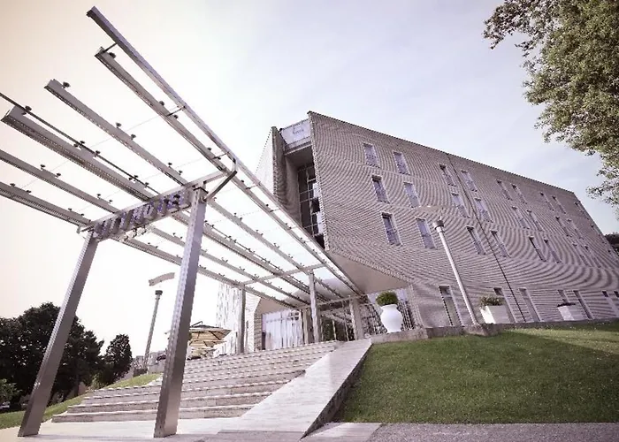 City Hotel Подгориця