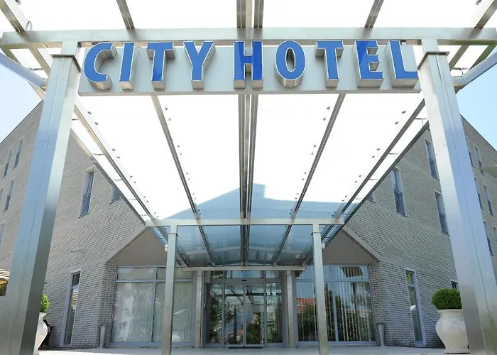 Готель City Hotel