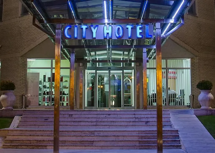 Готель City Hotel